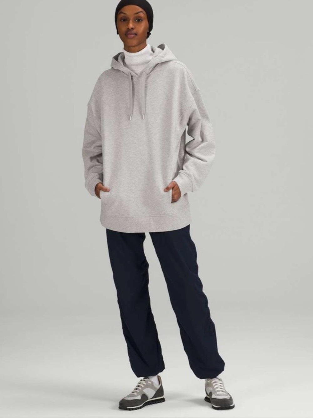 Lululemon Perfectly Oversized Hoodie
Heathered Core Light Grey Size 8 - Picture 9 of 9